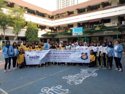 Edukasi Internet Sehat untuk Remaja , Pengabdian Masyarakat STMIK Nusa Mandiri