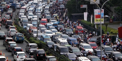 Suka Duka Berlebaran di Jakarta