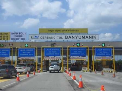 Menyusuri Jalan Tol Semarang - Surabaya Saat Mudik