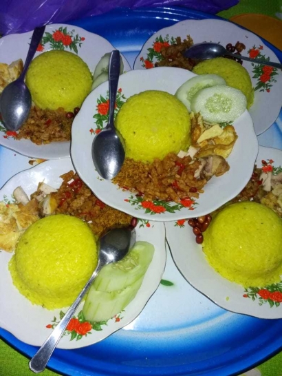 Tradisi Idul Fitri, Makan Nasi Punar Bersama di Pacitan