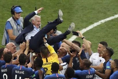 Perancis Juara Piala Dunia 2018, Bukti Kecerdasan Deschamps