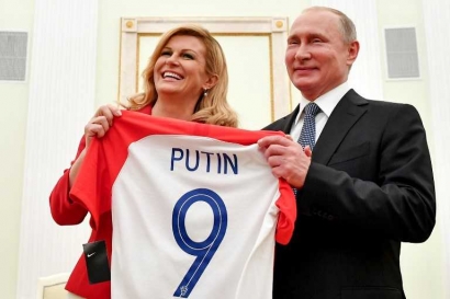 Permainan Cantik Putin dalam Politik Diplomasi "World Cup"