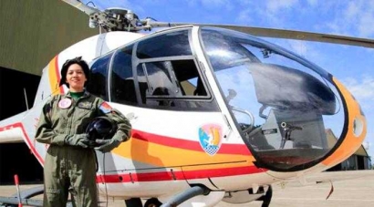 Perempuan Jadi Pilot Helikopter TNI AU, Siapa Bilang Gak Bisa?