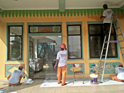 Kelurahan Kapuk Muara Berpartisipasi dalam Kompetisi Mural