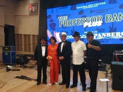 Eksistensi dan Kemahiran Para Guru Besar Bermain Musik dalam The Professor Band