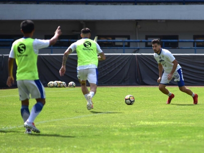 Kontra Sriwijaya FC, Musibah Kembali Menimpa Persib