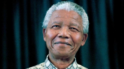 Nelson Mandela: Saya Tidak Berani Berhenti sebab Perjalananku Belum Selesai