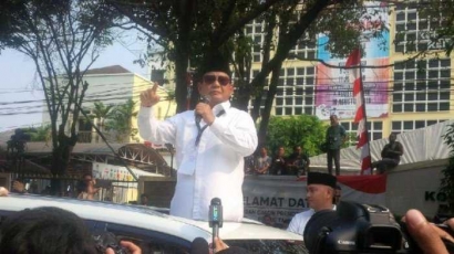 Sang Penyejuk dan Tempramen, Melihat Kontrasnya Pidato Jokowi dan Prabowo