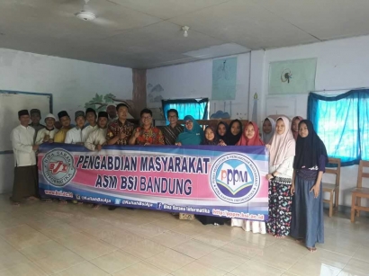 ASM BSI Bandung Selenggarakan Pengabdian Masyarakat di Pesantren Darussalam Kota Tangerang