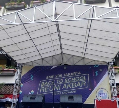 SMP Negeri 206 Jakarta Gelar Reuni Akbar Pertama