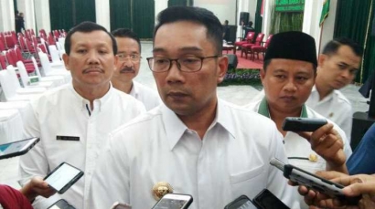 Ridwan Kamil Suruh Sandiaga "Ngaca" Gara-gara 15 Gubernur Dukung Jokowi