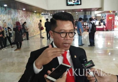 Misbakhun Dituding oleh Andi Arief sebagai Dalang di Balik Artikel Situs Media Daring Asia Sentinel