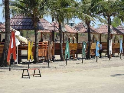 Menikmati Pesona Akkarena, Alternatif Wisata Pantai di Makassar