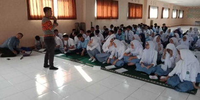 Sosialisasi Kampus Luar Negeri di SMA Islam Cikal Harapan 1 BSD