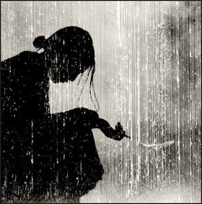 Puisi | Hujan, Perempuan dan Lelaki di Perantauan