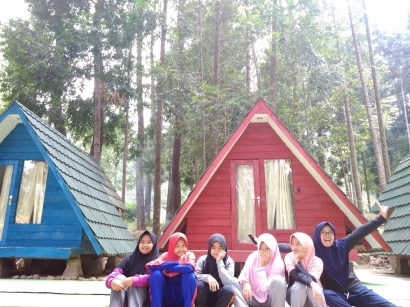 Camping Kekinian di Puncak, Bogor