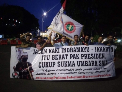 Honorer Indramayu, Berjalan Ratusan Kilometer, Tetap Tidak Bisa Luluhkan Hati Presiden