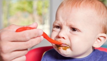 Mengetahui Alasan dan Akibat Anak "Ogah" Makan Serta Cara Menyikapinya