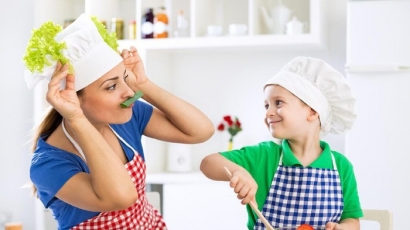 Salahkah Anak Laki-laki Bermain Masak-masakan?