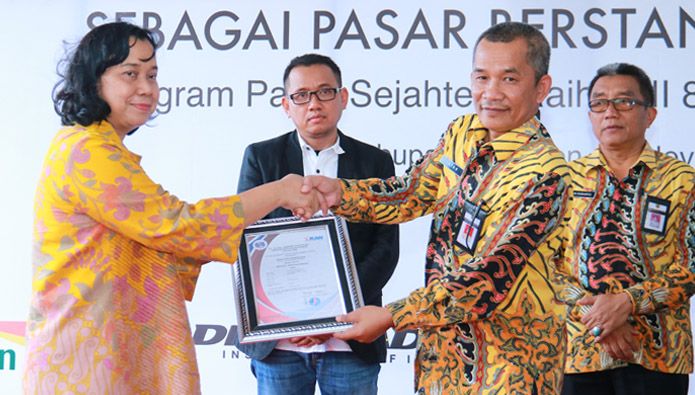 Pasar Bunder Kabupaten Sragen Raih Sertifikasi Standar Nasional Indonesia (SNI) Melalui Program Kemitraan "Pasar Sejahtera" Yayasan Danamon Peduli