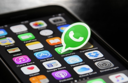 Etiskah Memposting Hasil Tangkap Layar Isi Grup WhatsApp ke Medsos?