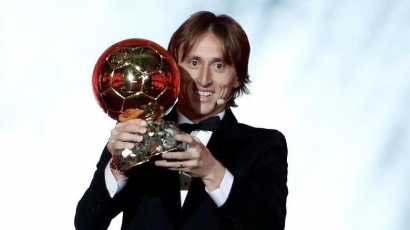 Luka Modric Raih Ballon d'OR 2018