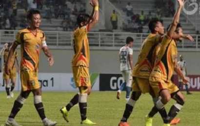 Meratapi 3 Klub Jawara yang Terdepak dari Liga 1