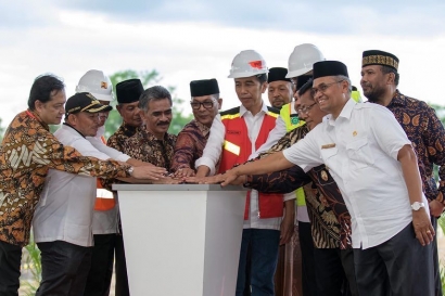 Senyum dan Doa Masyarakat Aceh Sambut Jokowi dengan Antusias