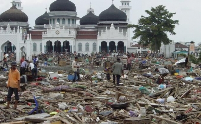 Isak Tangis Pilu Tsunami Aceh yang Membekas