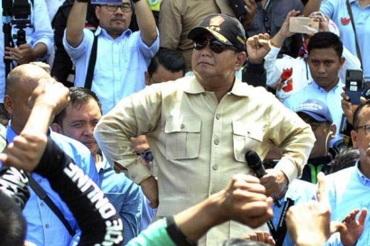 Ikut Natalan, Prabowo Kristen atau Islam Ultra Moderat?