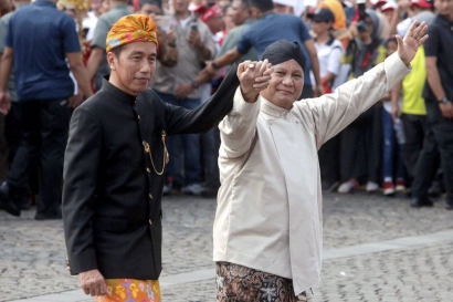 Tentang Jokowi dan Prabowo dalam Taksi Online
