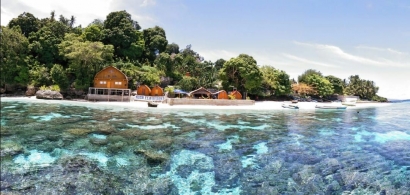 Pesona Nusa Ela Resort di Pulau Tiga, Maluku Tengah
