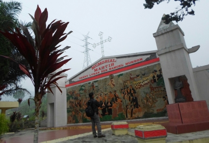 Mengunjungi Makam Misionaris Martir di Tanah Batak