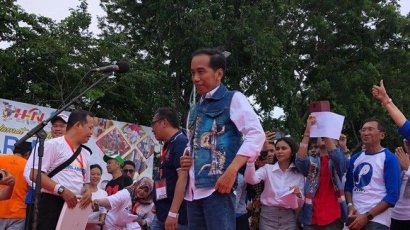 Jokowi Disapa 'Jancuk' oleh Pendukungnya