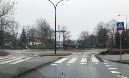 Di Belanda, Para Pengendara Mobil Wajib Menghargai Pejalan Kaki dan Pesepeda
