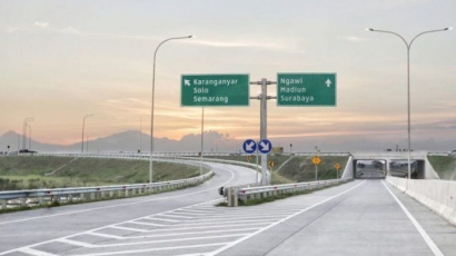 Jalan Tol Trans Jawa, Efek Ekonomi, dan Tarif