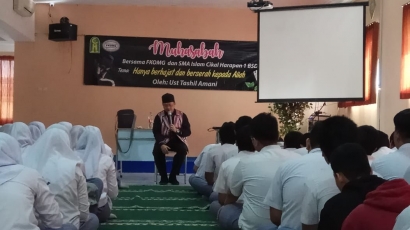SMA Islam Cikal Harapan 1 BSD Menggelar Acara Muhasabah