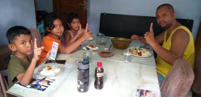 Cerita Avengers, Presiden Jokowi di Meja Makan bagi Anak-anak