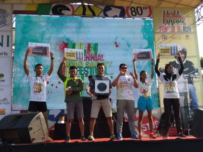 Atlet Petarung Yonif 407/Padmakusuma Juarai MSRF Fun Color Run 5k
