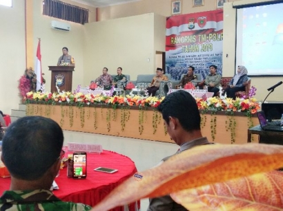 Buka Rakornis, Kapolres Bantaeng: Area TPS Bukan Untuk TNI dan POLRI