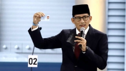 1 Kartu Supercanggih Prabowo-Sandi Menelan Semua Kartu Sakti Jokowi-Ma'ruf