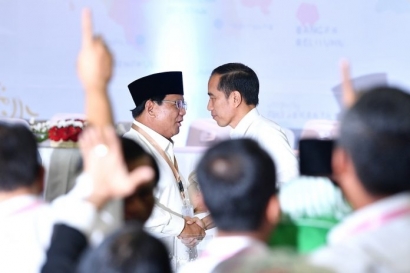 Jokowi Tidak Aman karena Elektabilitasnya di Bawah 50%?