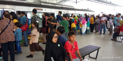 MRT Ratangga: Kini Jakarta Punya Transportasi Publik Yang Aman & Nyaman