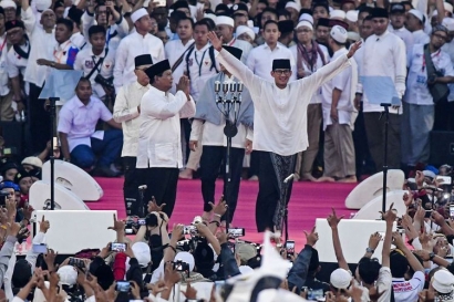 Kampanye Ekslusif Prabowo-Sandi dan Para Pendompleng