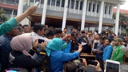 [Update] Plt Gubernur Aceh, Nova Iriansyah Teken Petisi Siap Turun Jabatan Jika Mengkhianati