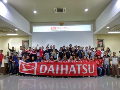 Puluhan Anggota Klub Daihatsu Mendatangi Pabrik Daihatsu Sunter