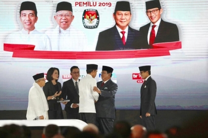 Usaha Terakhir di Masa Tenang Pemilu, Jokowi dan Prabowo Lakukan Kampanye "Terselubung"