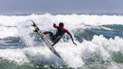 Dukung Pantai Parangtritis sebagai Spot Surfing Internasional