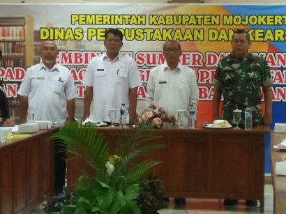 Wujudkan Sinergitas TNI, Pemda Kodim 0815 Sosialisasikan Peran TNI dalam Pembangunan Desa