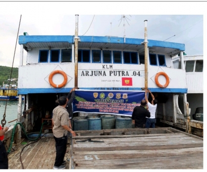 Tim Penyidik Balai Gakkum Sulawesi Amankan Tersangka dan Barang Bukti Kayu Merbau Illegal